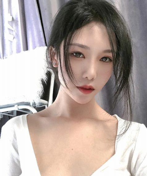 偷窥狂_日韩成人在线