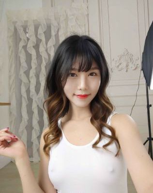 小偷亚精_4K免费观看