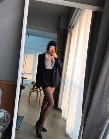 牝教师1～6集风车动漫_十万网红美女美酱