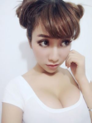 年轻的继母hd_免费在线观看播放