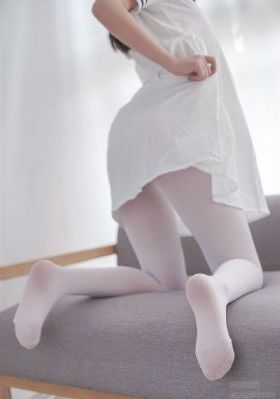 一代女皇艳史79分钟三级_蓝光免费播放